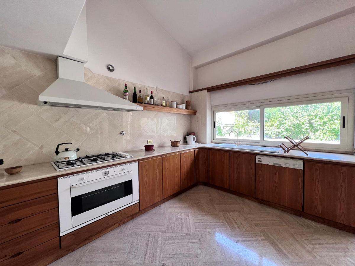 Villa Luxury Roma Marco Simone Exterior photo